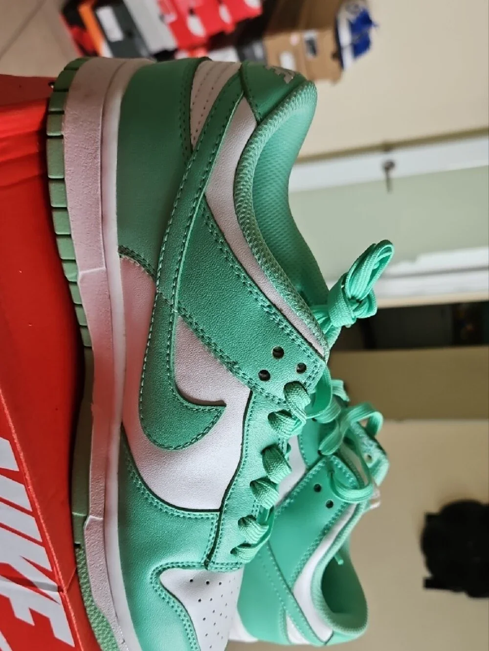Nike bright mint